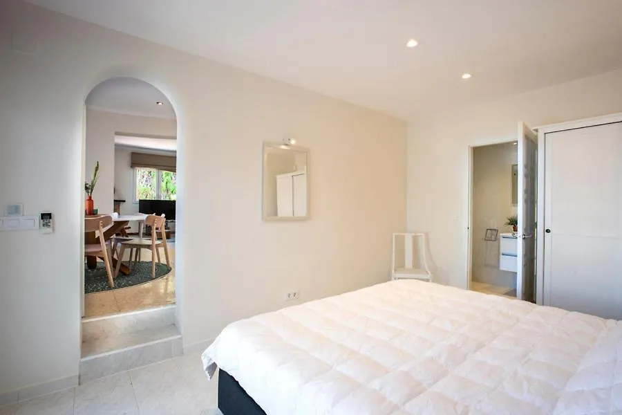 2005 Villa Freser Al Canal Para 6 Personas By Homeselectspain Empuriabrava Ισπανία